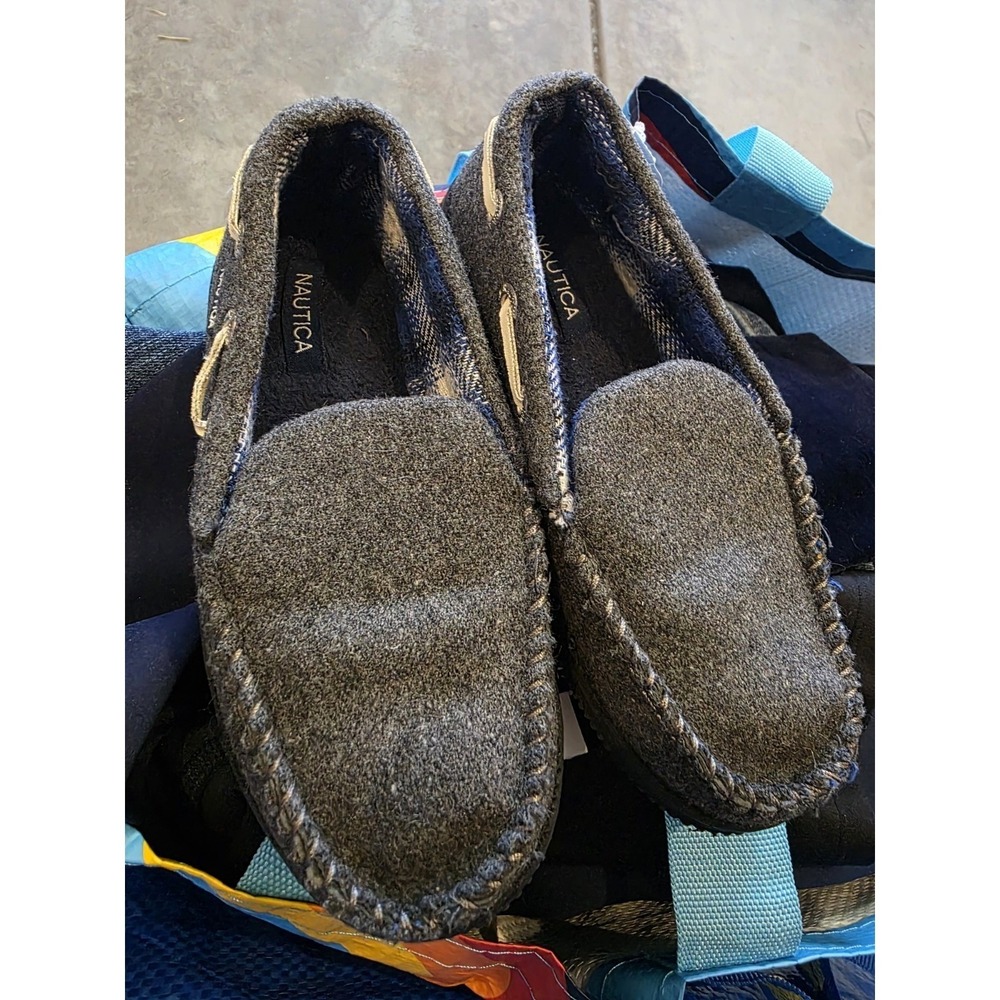 Nautica Kids Grey Felt Moccasin Slippers Size 12 Boys Girls Loafers House Shoes